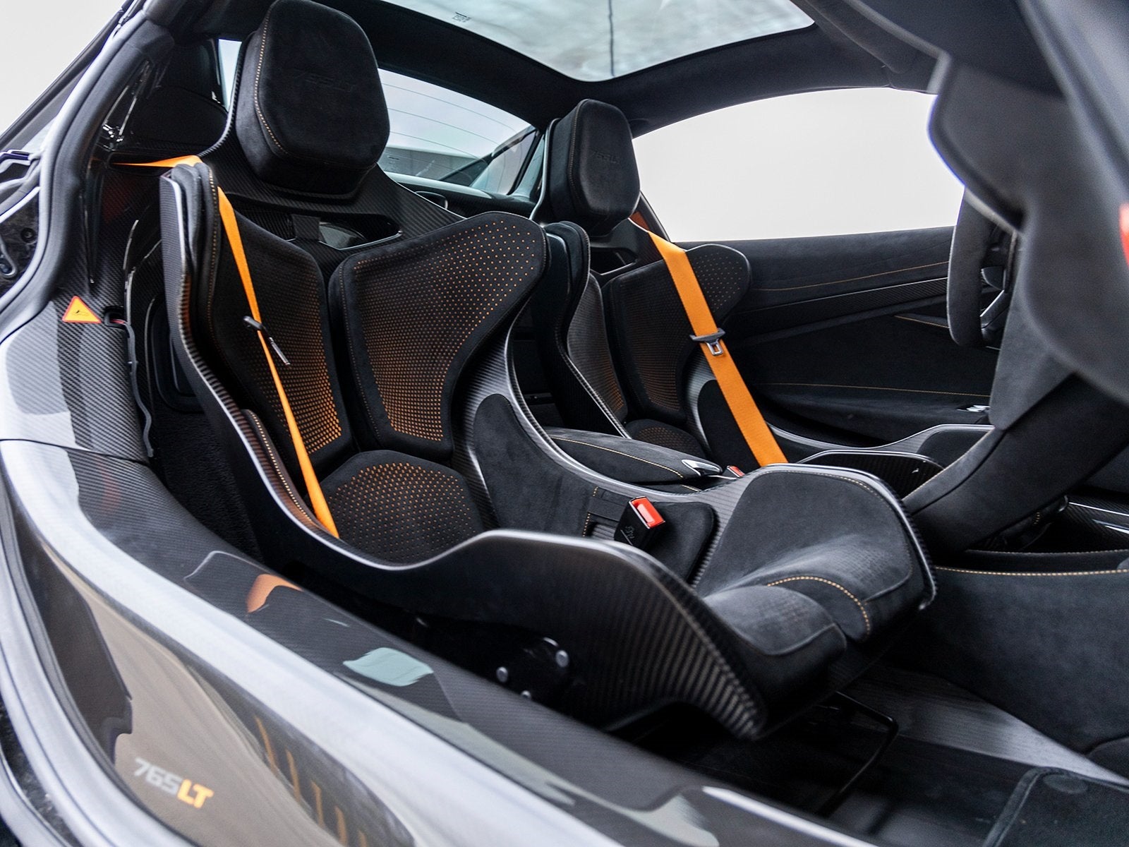 2022 McLaren 765LT Base