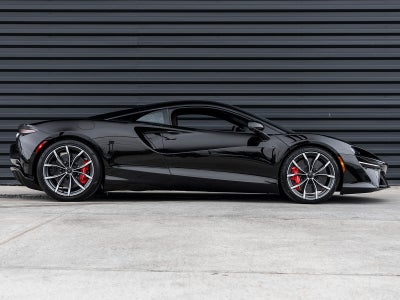 2025 McLaren Artura TechLux