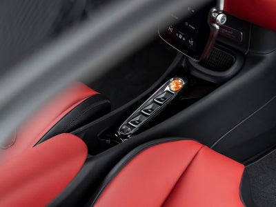 2025 McLaren Artura TechLux