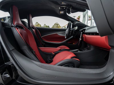 2025 McLaren Artura TechLux