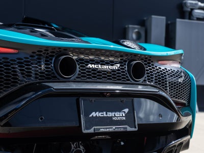 2025 McLaren Artura Base