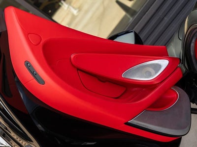 2022 McLaren GT Base