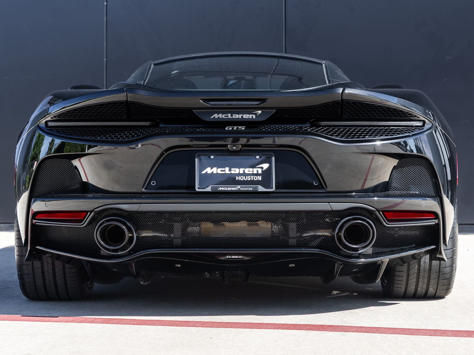 2026 McLaren GTS Base