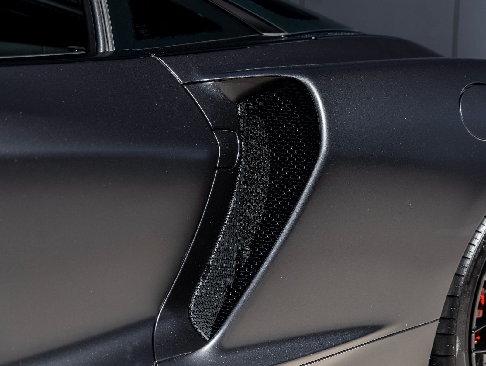 2022 McLaren GT Base