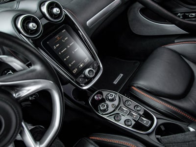 2022 McLaren GT Base