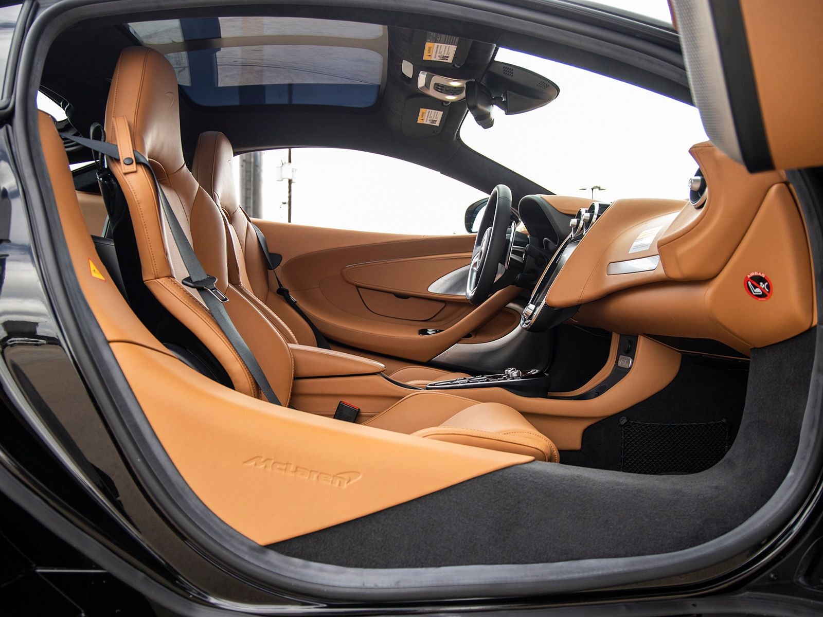 2023 McLaren GT Base