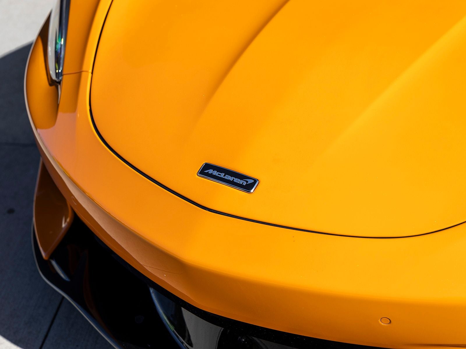 2021 McLaren GT Base