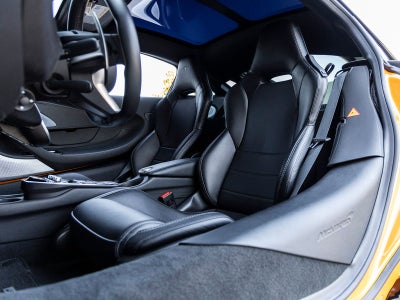 2021 McLaren GT Base