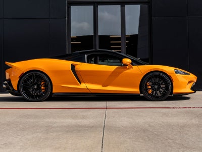 2022 McLaren GT Base