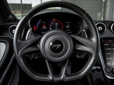 2022 McLaren GT Base