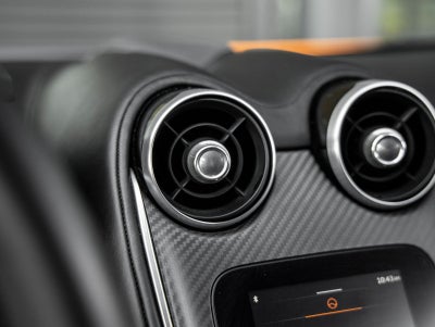 2022 McLaren GT Base