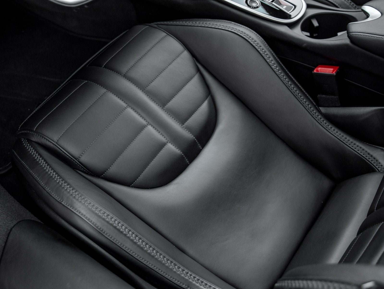 2025 McLaren GTS Base