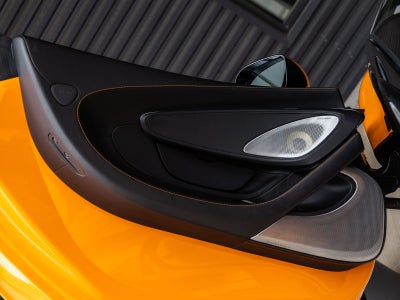 2026 McLaren GTS Base