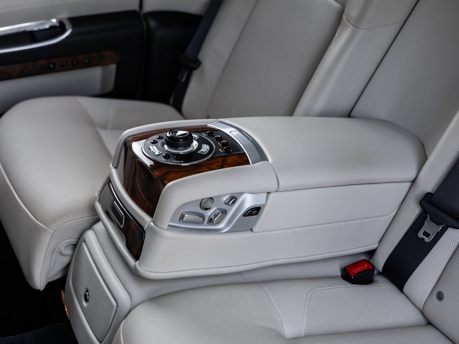 2012 Rolls-Royce Ghost 