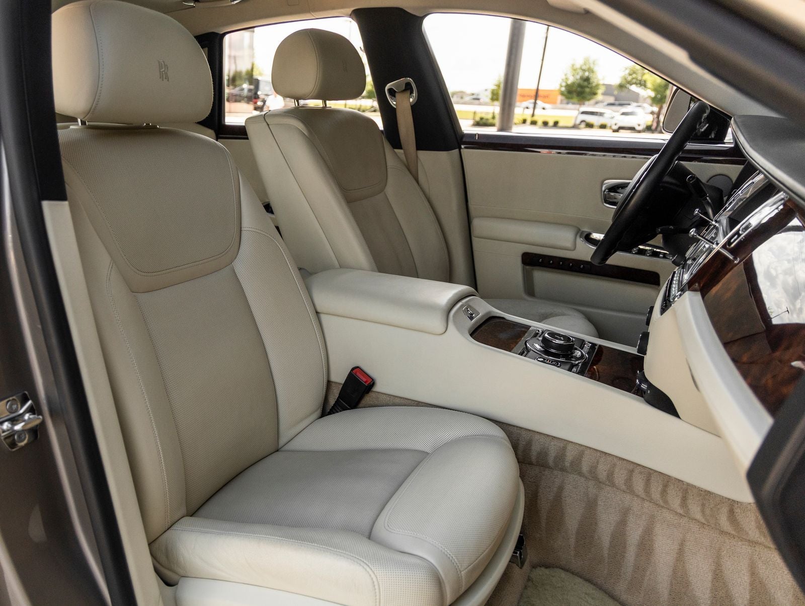 2015 Rolls-Royce Ghost Base