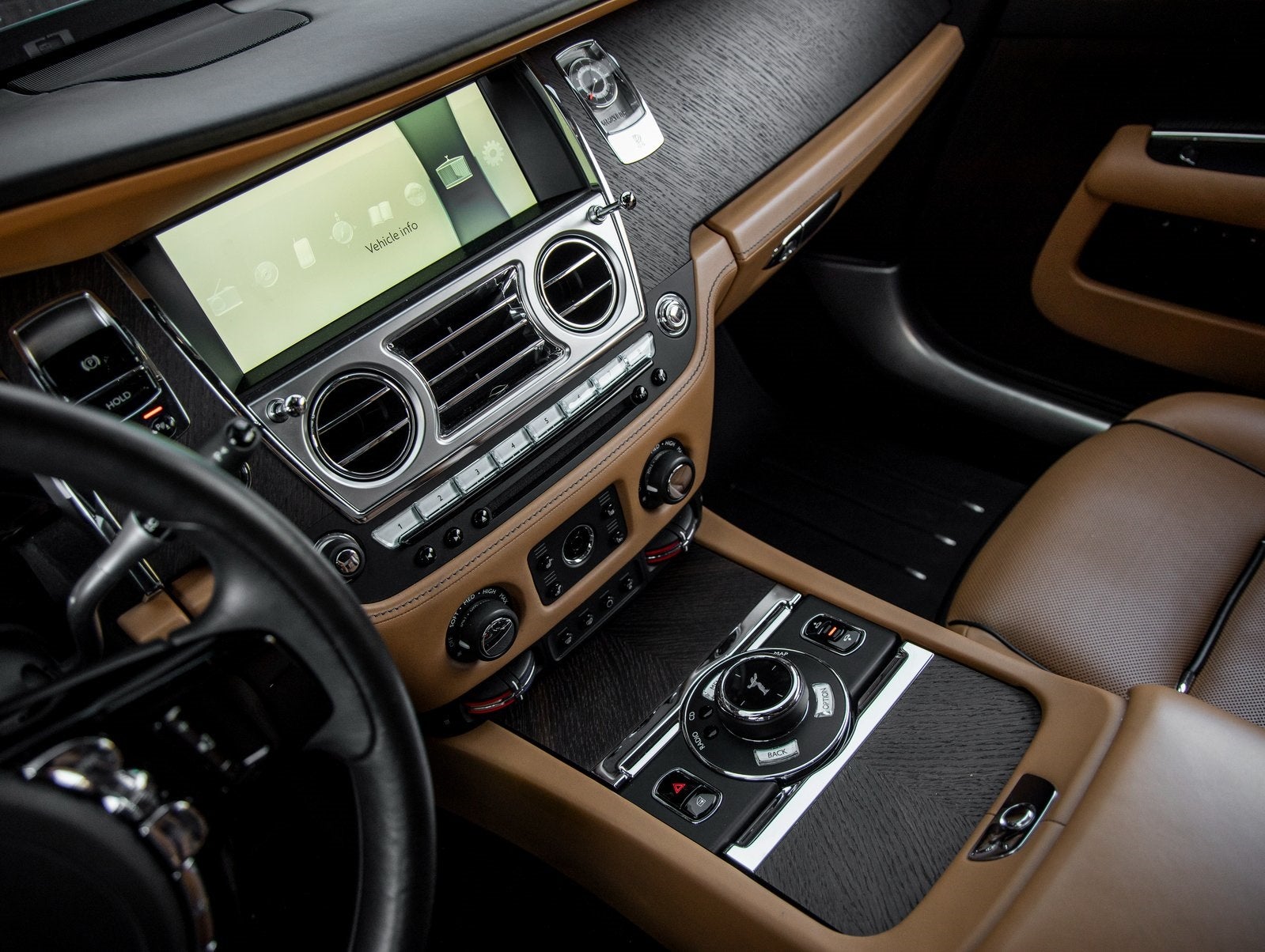 2017 Rolls-Royce Wraith Base