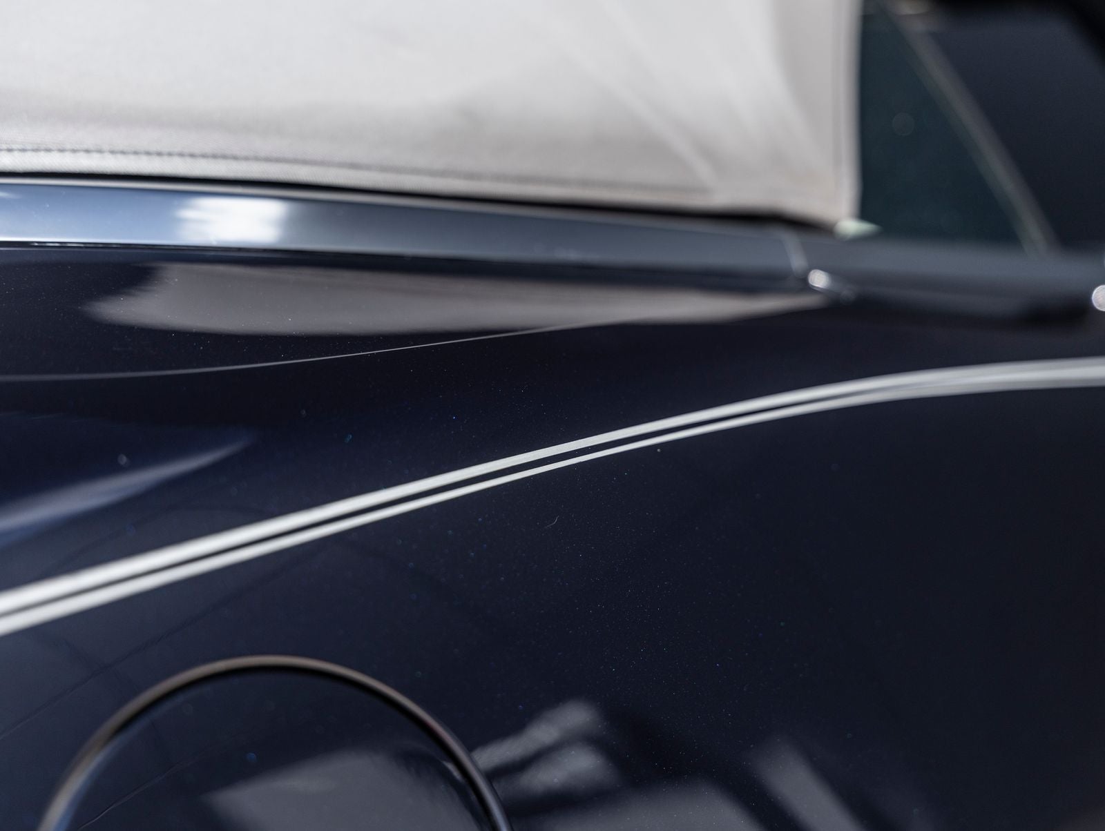 2016 Rolls-Royce Dawn Base