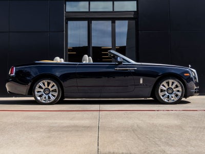 2016 Rolls-Royce Dawn Base