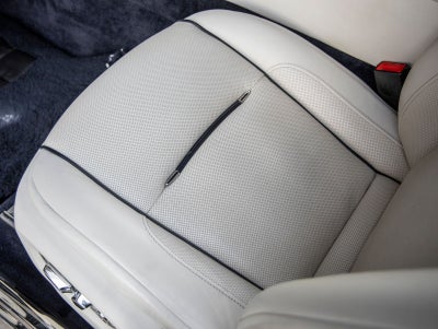 2016 Rolls-Royce Dawn Base