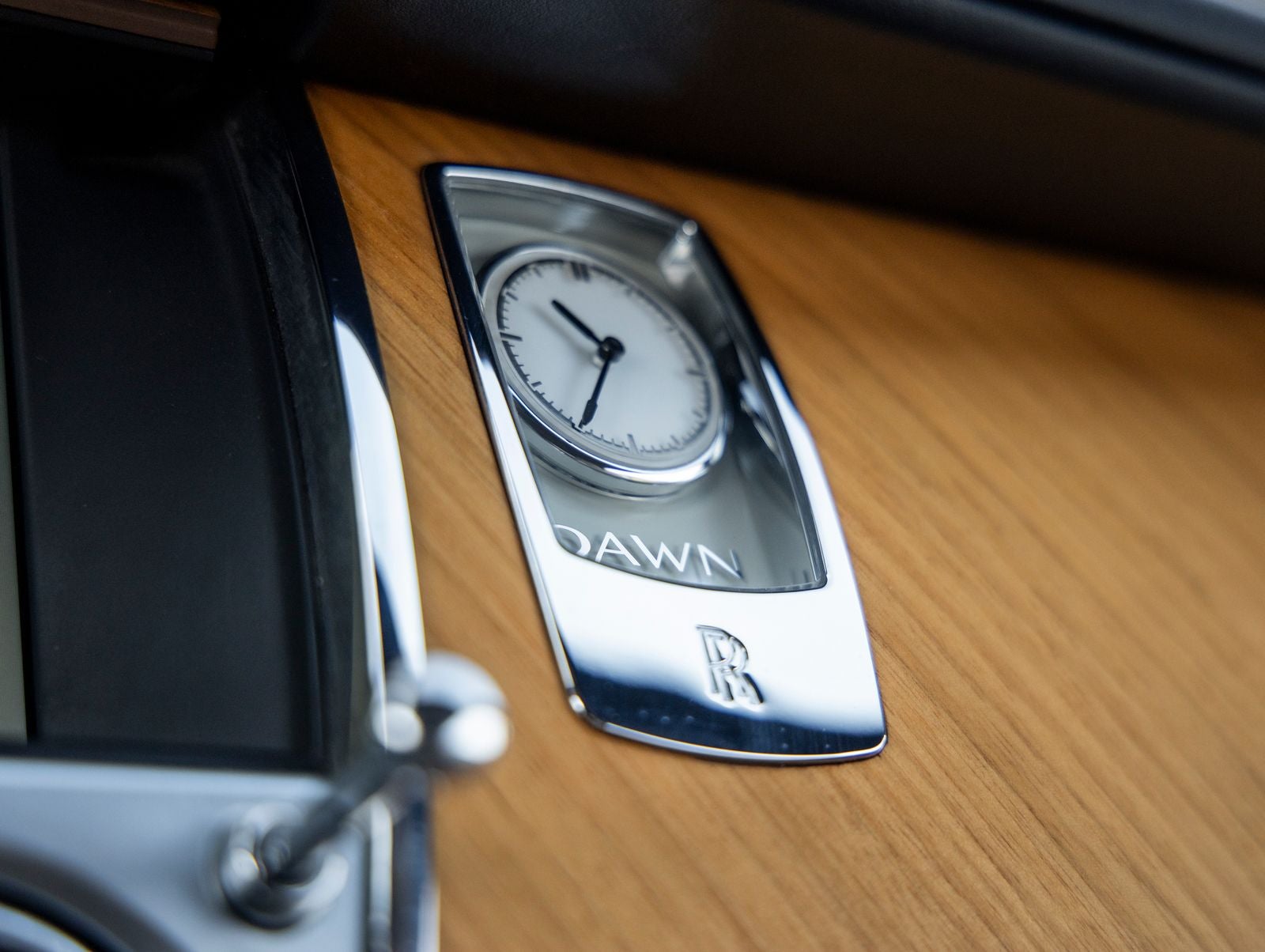 2016 Rolls-Royce Dawn Base