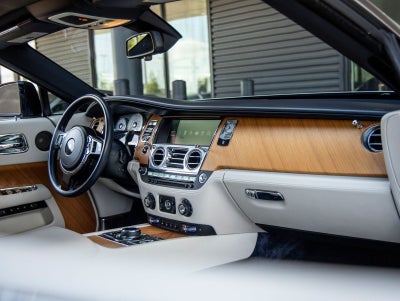 2016 Rolls-Royce Dawn Base