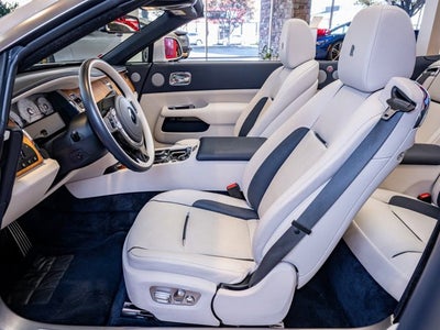 2018 Rolls-Royce Dawn Base