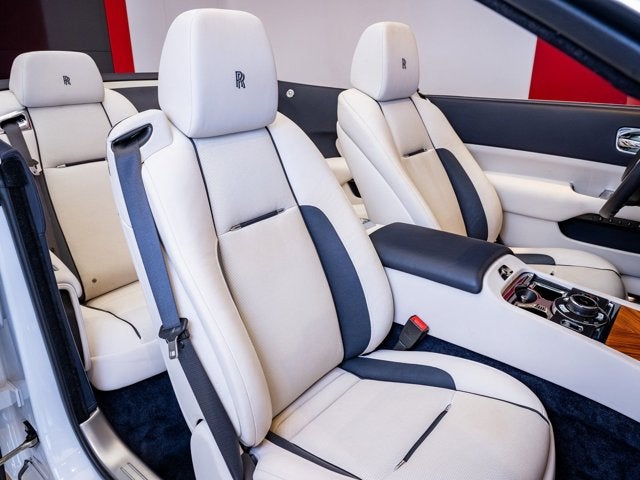 2018 Rolls-Royce Dawn Base