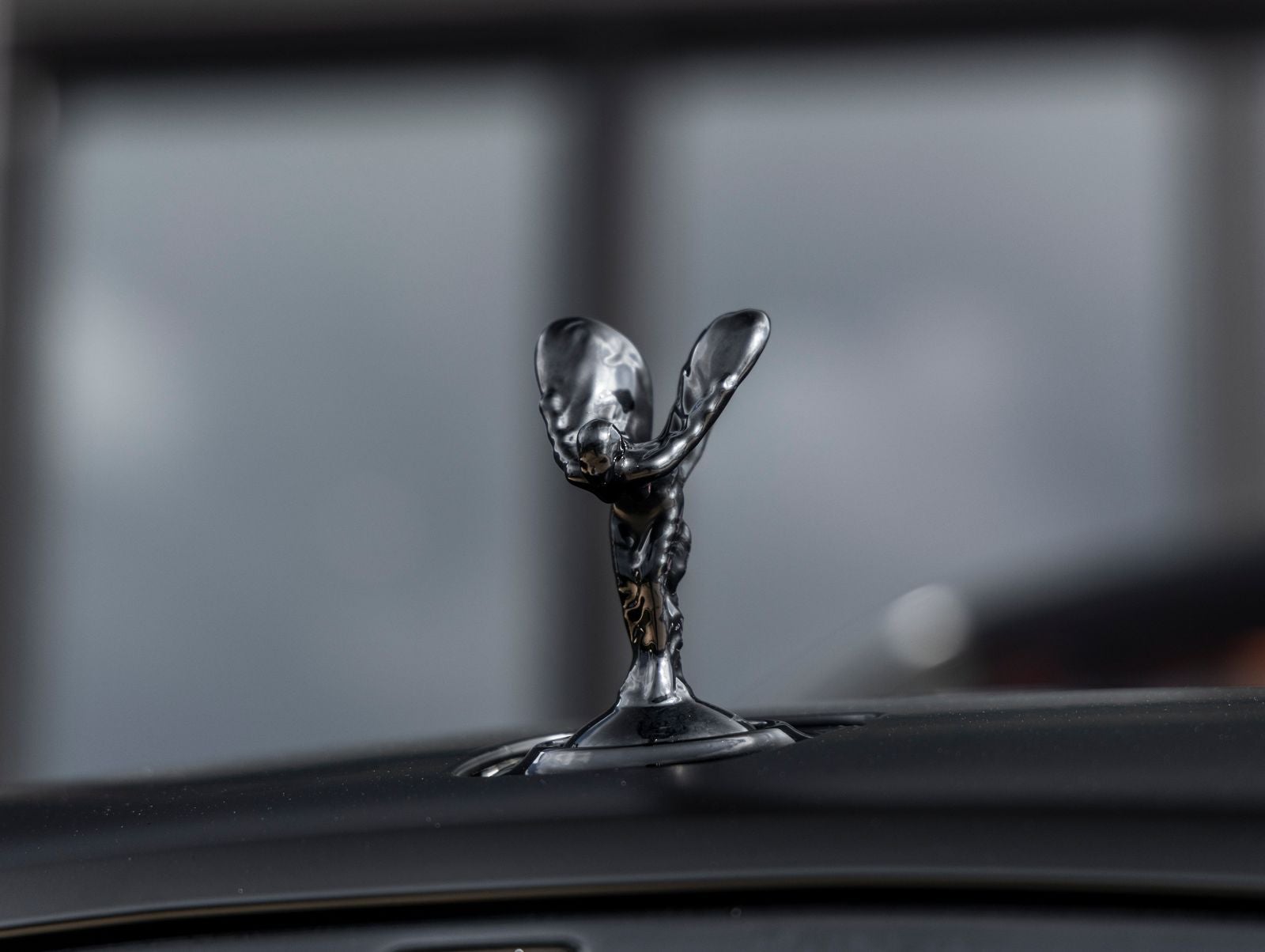 2016 Rolls-Royce Dawn Base