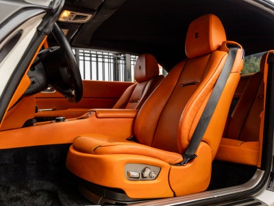 2016 Rolls-Royce Dawn Base