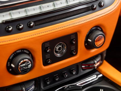 2016 Rolls-Royce Dawn Base
