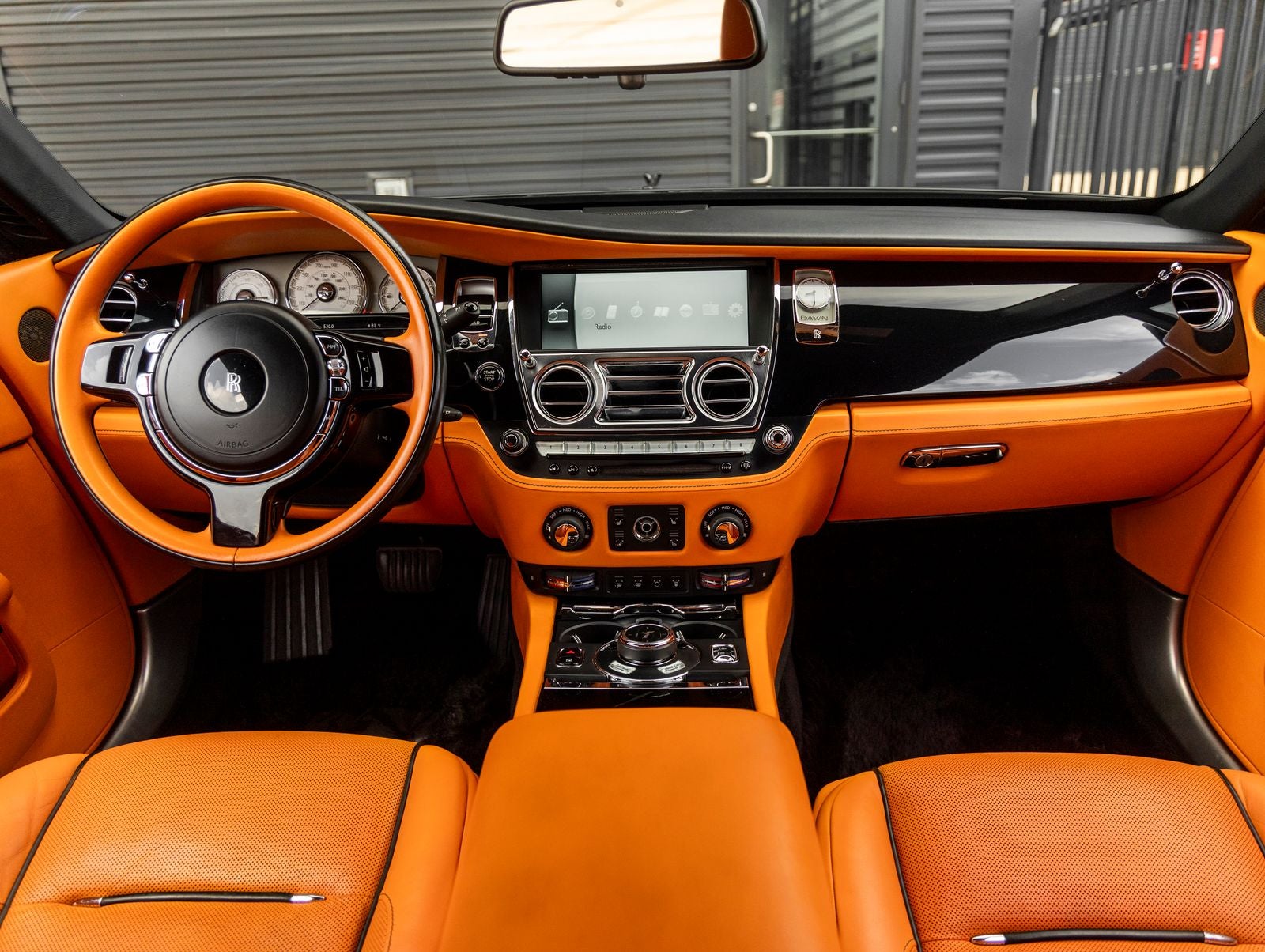 2016 Rolls-Royce Dawn Base