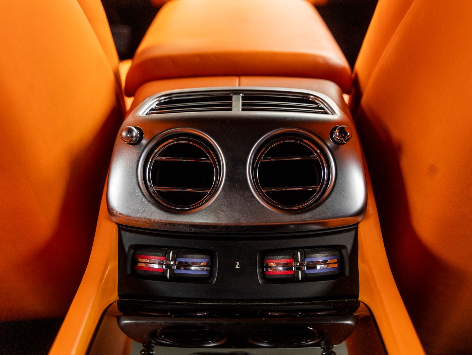 2016 Rolls-Royce Dawn Base
