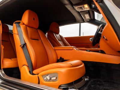 2016 Rolls-Royce Dawn Base