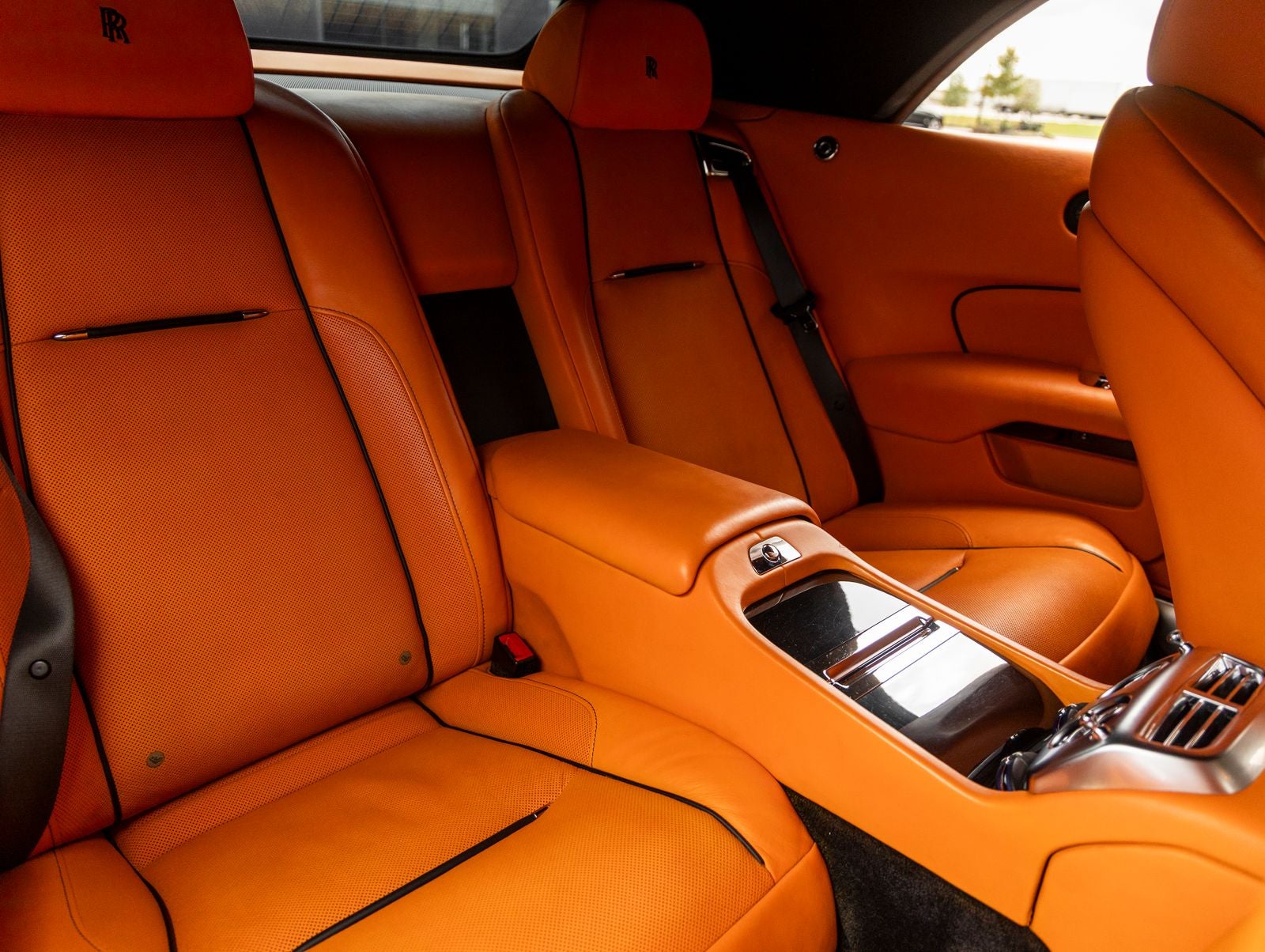 2016 Rolls-Royce Dawn Base