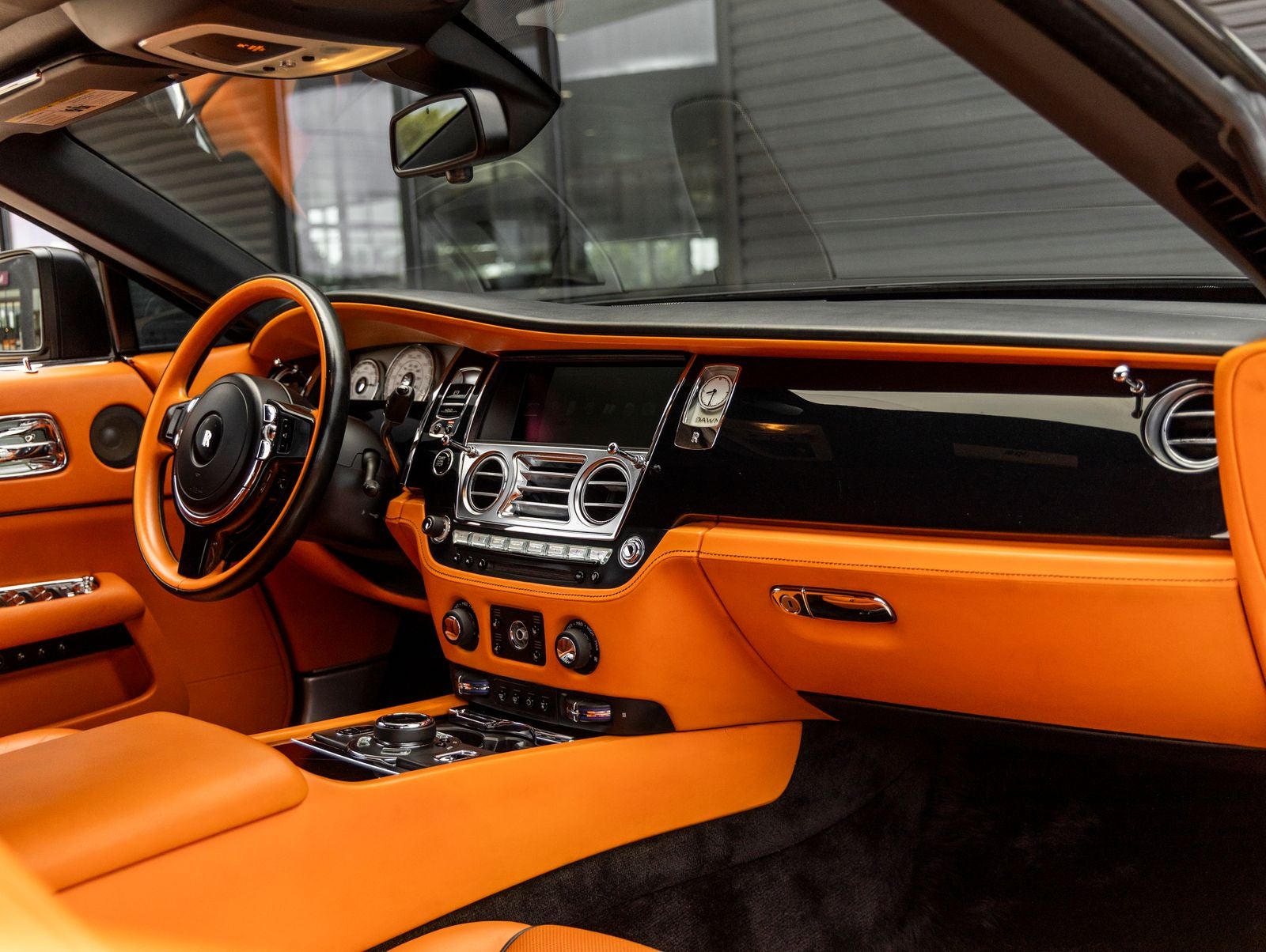 2016 Rolls-Royce Dawn Base
