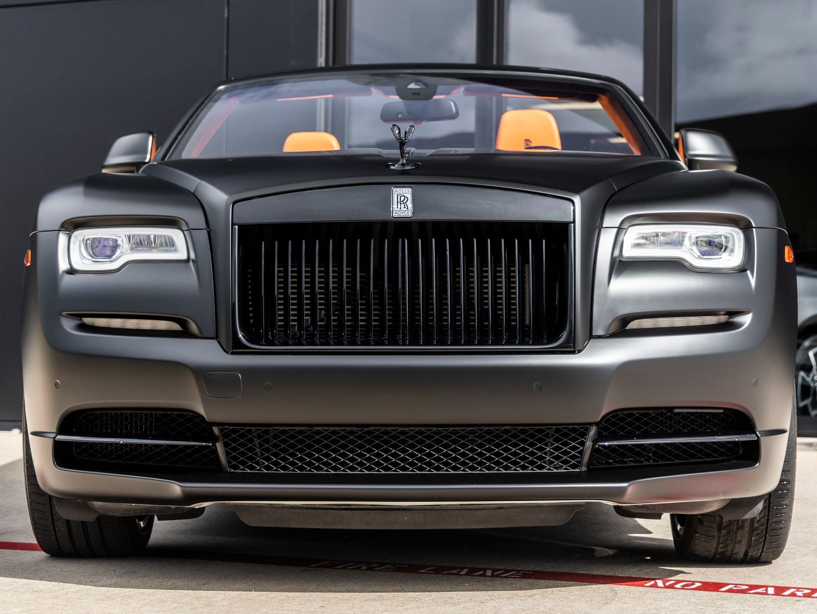 2016 Rolls-Royce Dawn Base