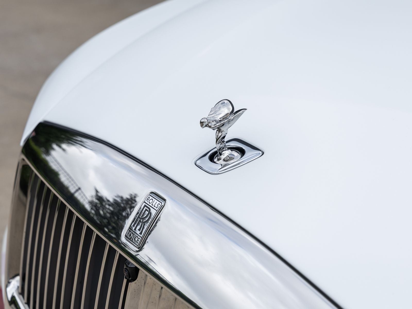 2024 Rolls-Royce Spectre 