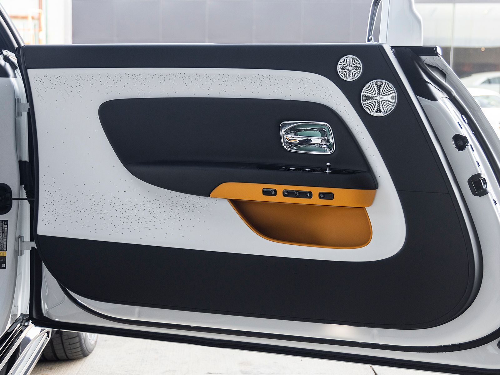 2024 Rolls-Royce Spectre 