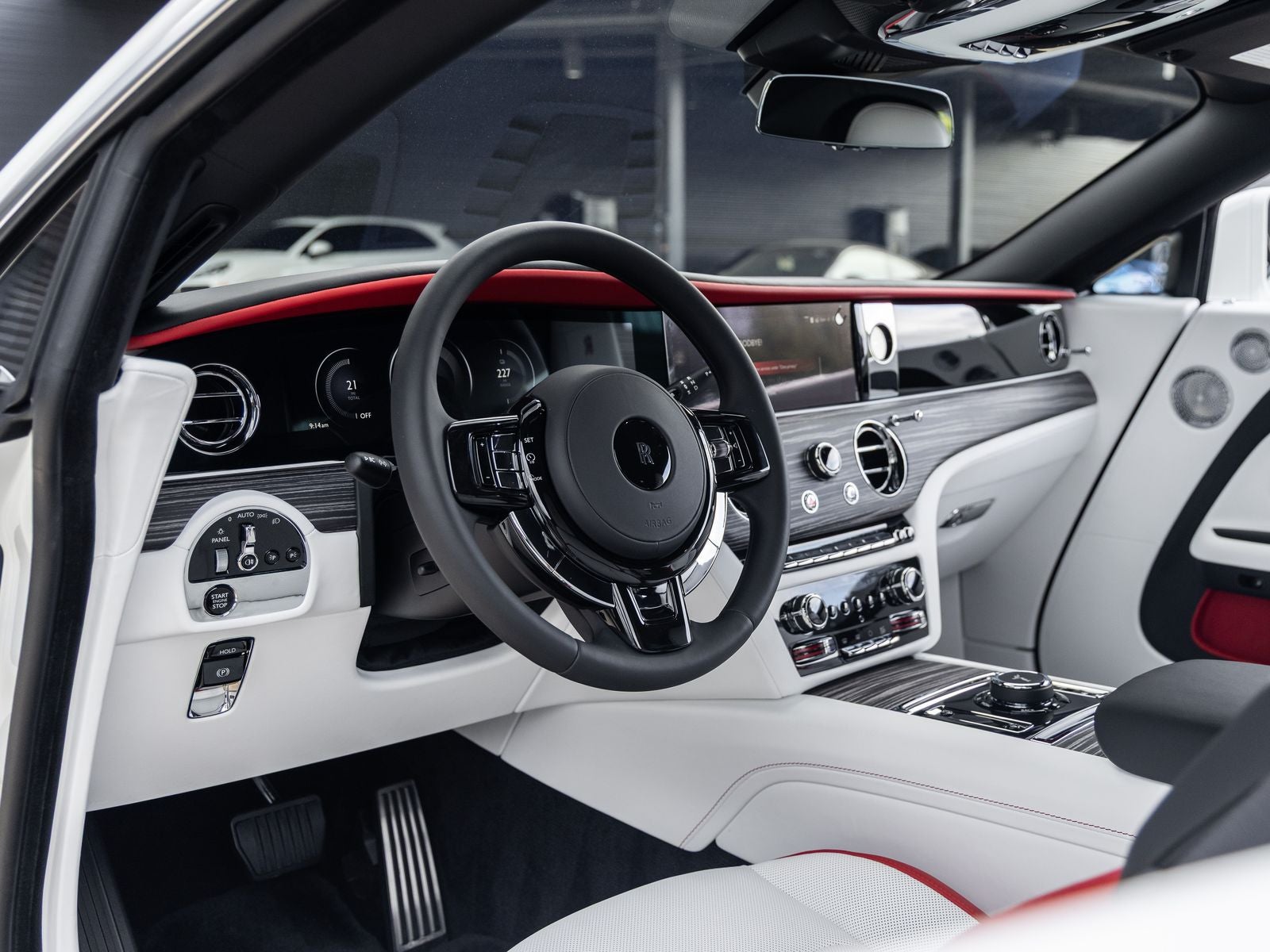 2026 Rolls-Royce Spectre 