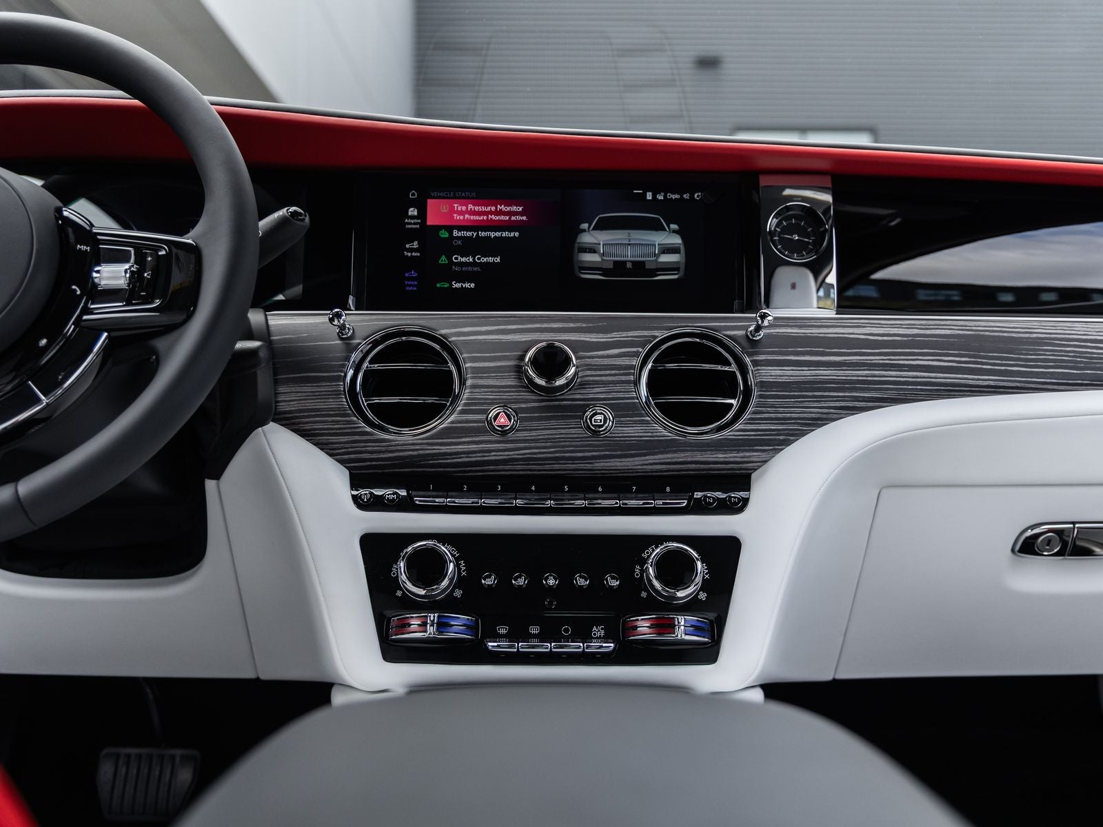 2026 Rolls-Royce Spectre 