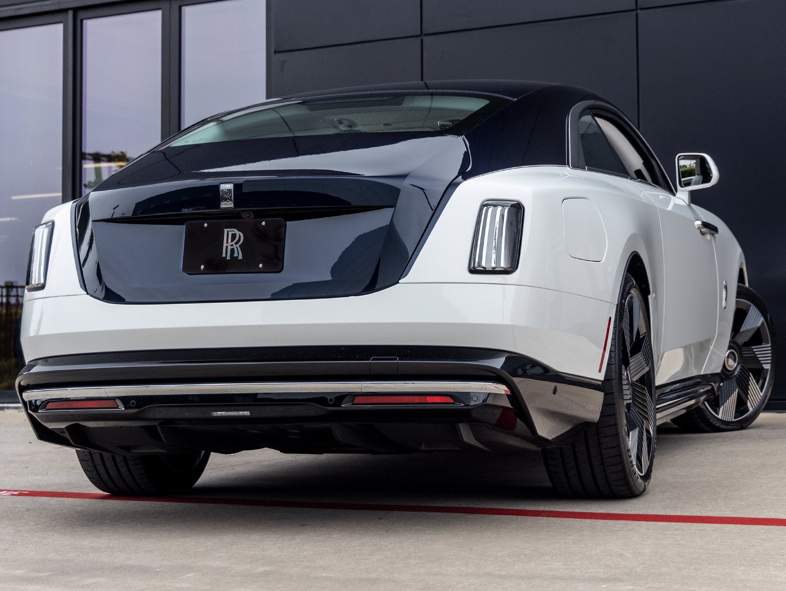 2026 Rolls-Royce Spectre 