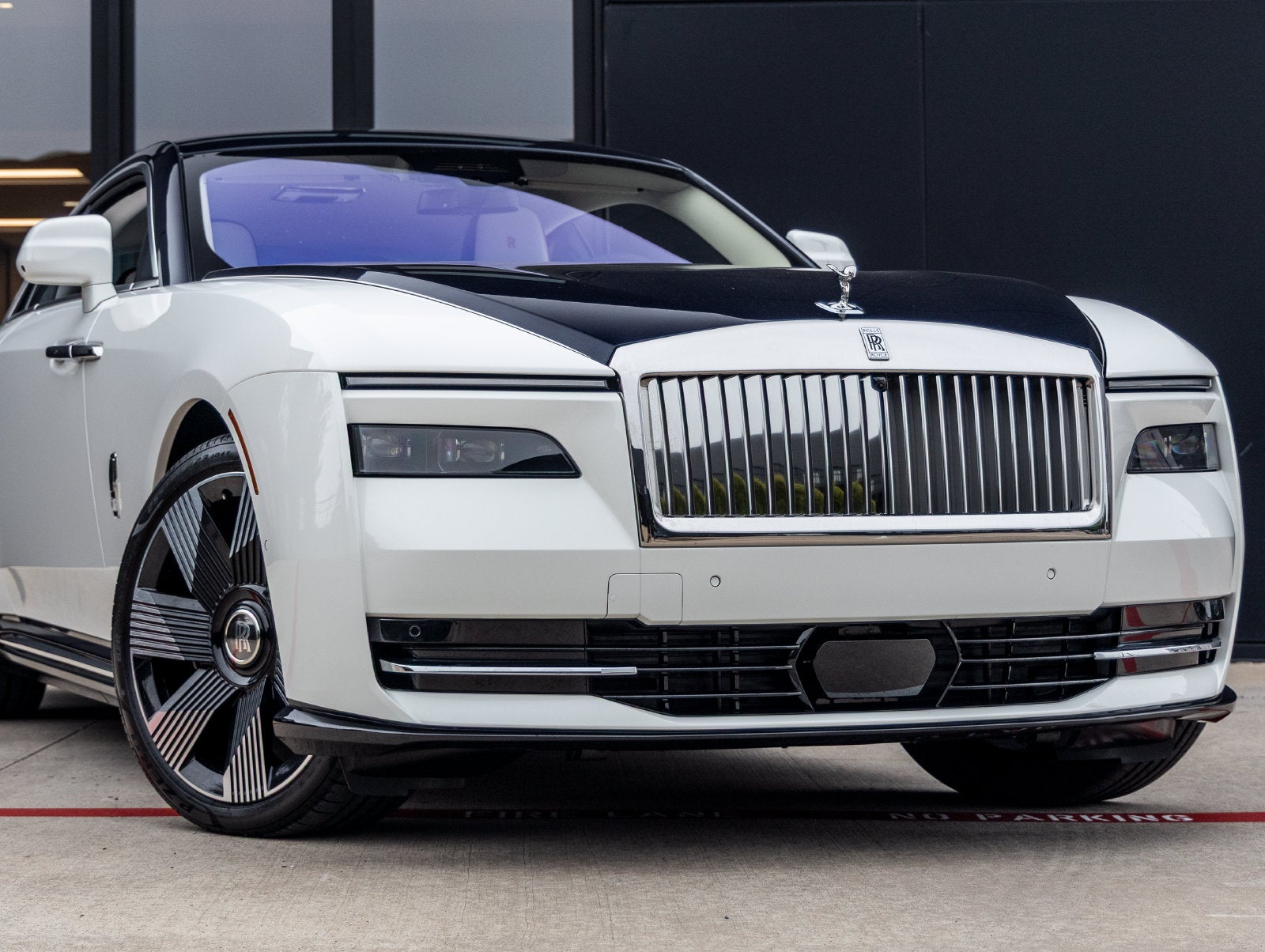 2026 Rolls-Royce Spectre 