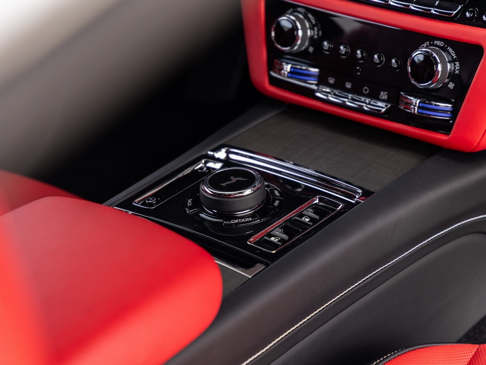 2024 Rolls-Royce Spectre Base