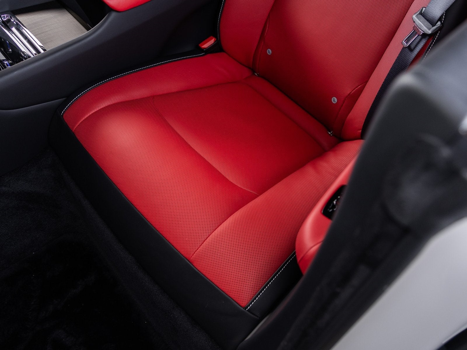 2024 Rolls-Royce Spectre Base