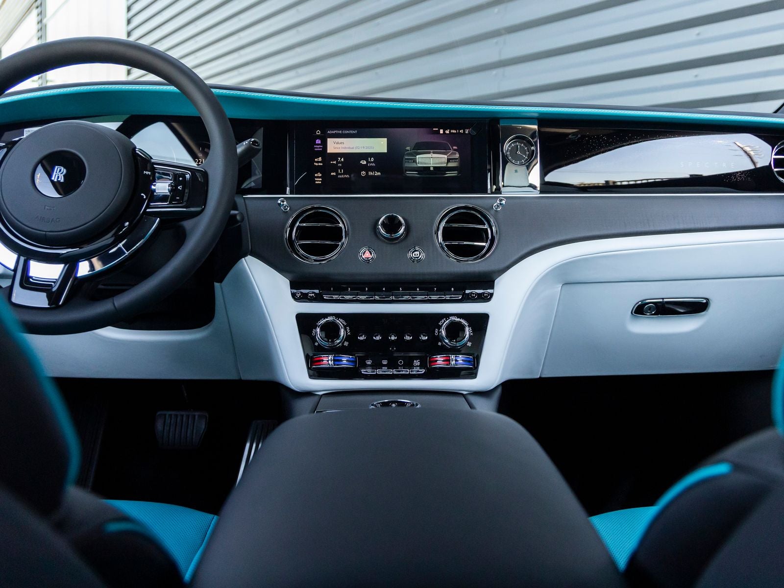 2025 Rolls-Royce Spectre 