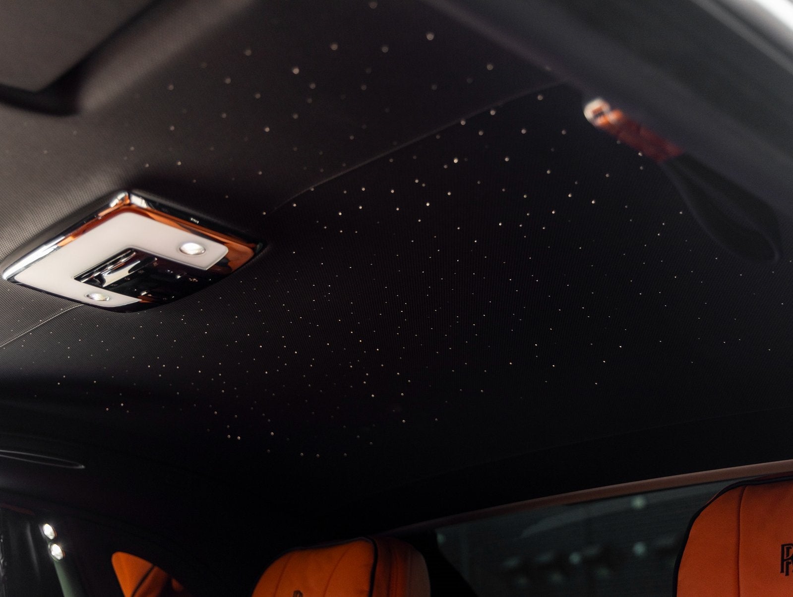 2022 Rolls-Royce Phantom Base