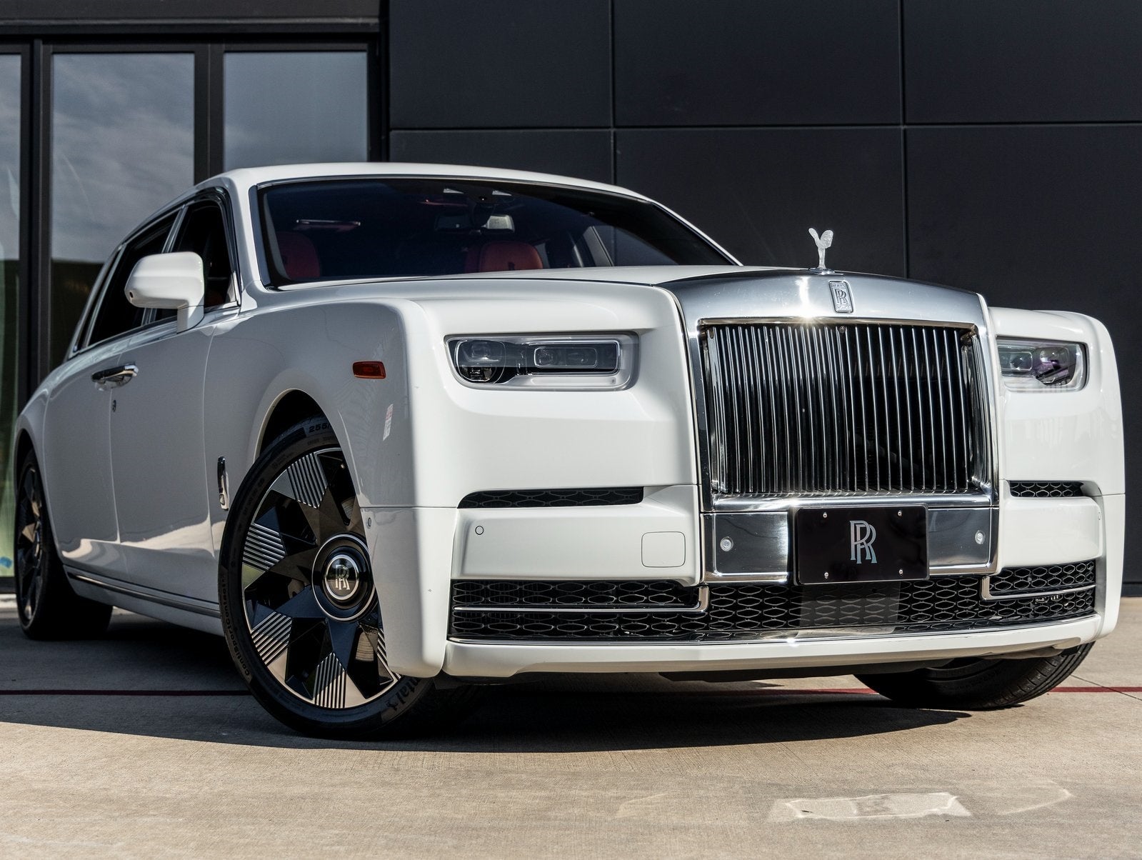 2022 Rolls-Royce Phantom Base