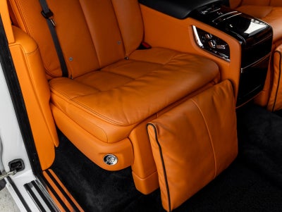 2022 Rolls-Royce Phantom Base