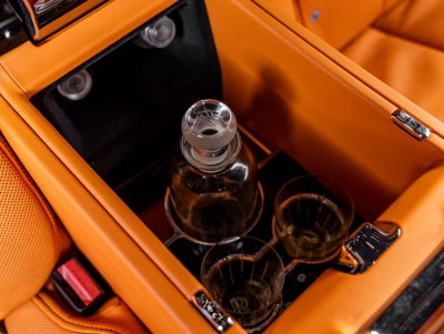 2022 Rolls-Royce Phantom Base