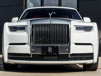 2022 Rolls-Royce Phantom Base
